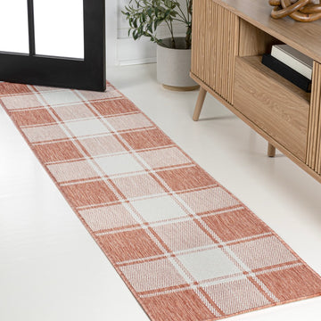 Sabine Traditional Farmhouse Bold Gingham Area Rug